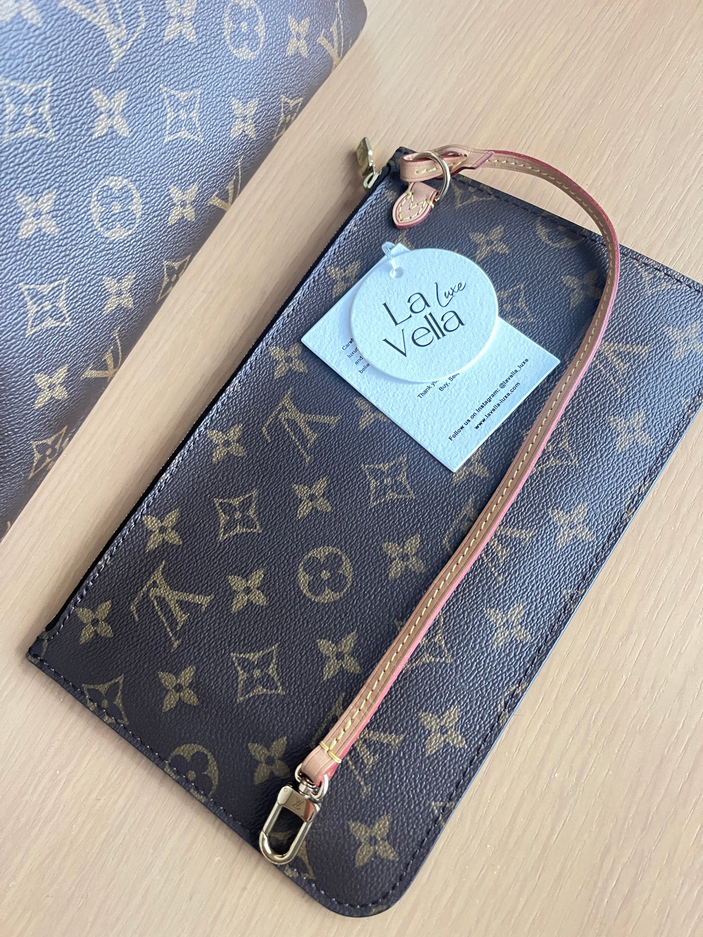 Louis Vuitton Neverfull MM (7953711333436)