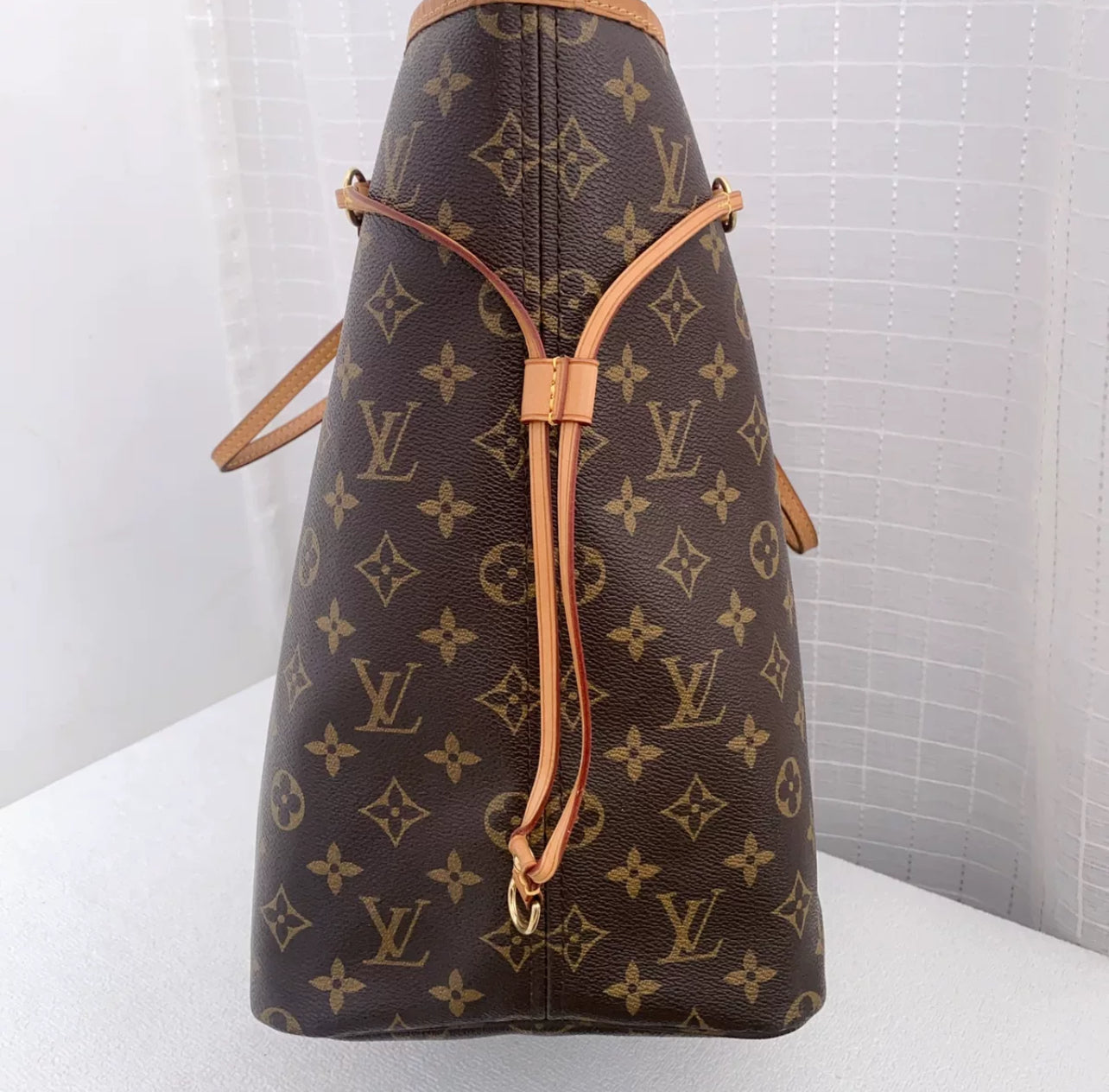 Louis Vuitton Neverfull GM in Monogram Canvas (7912596504636)
