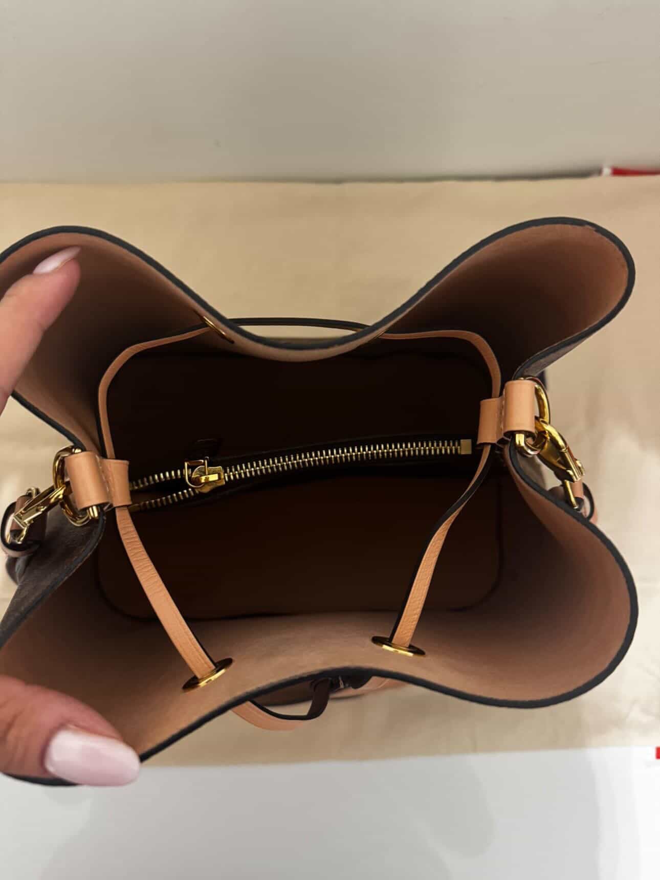 Louis Vuitton Damier NéoNoé MM Venus Pink