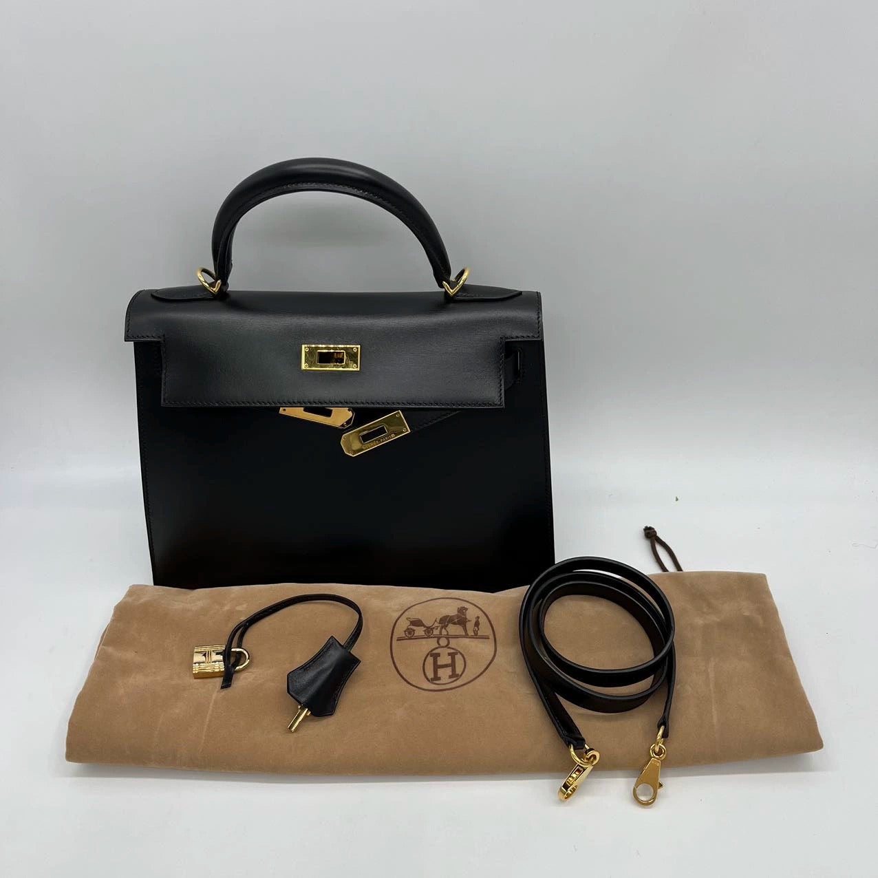 Kelly 28 Black Gold Box Leather (7878466404412)