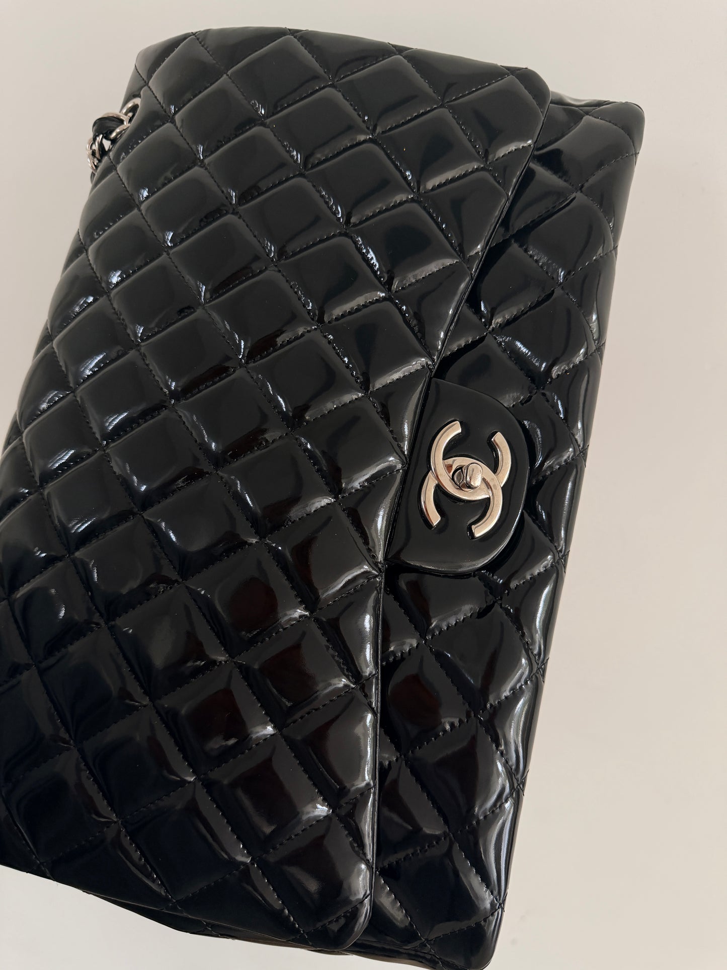 Chanel Classic Flap Jumbo Black Patent Leather