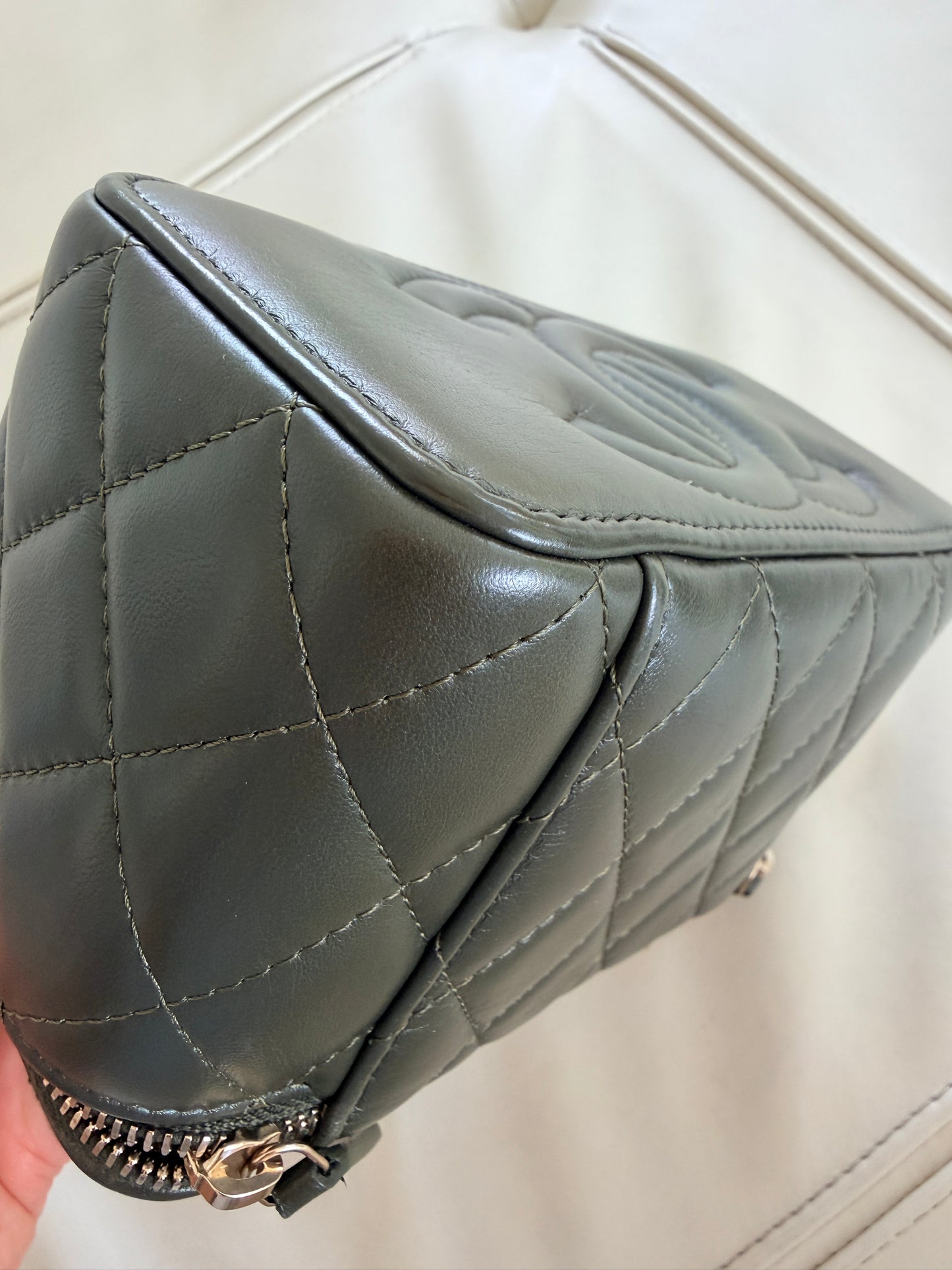 Chanel 23B Quilted Lambskin Vanity Case With Chain