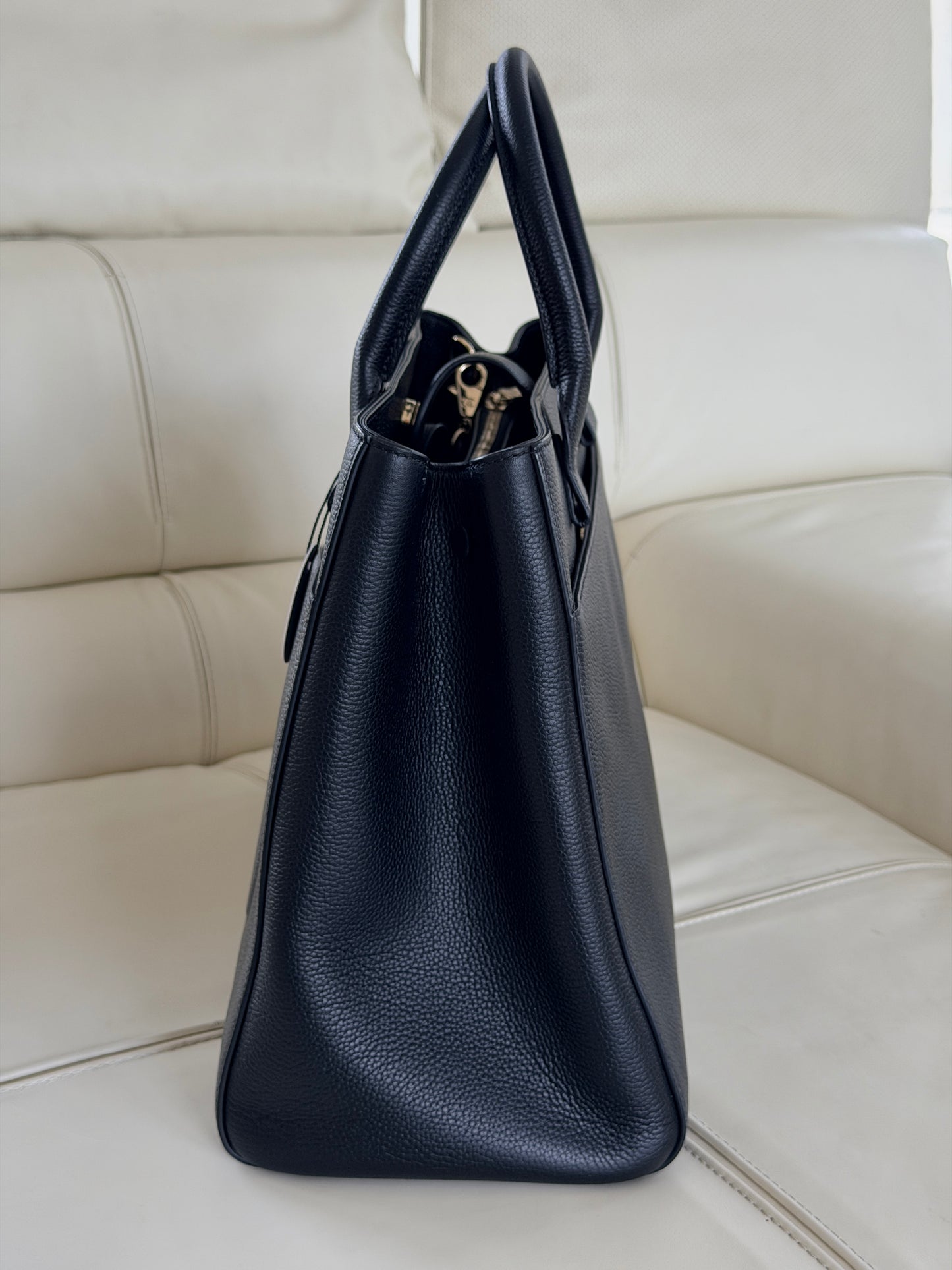 Chanel Neo Executive Tote Cavier Large