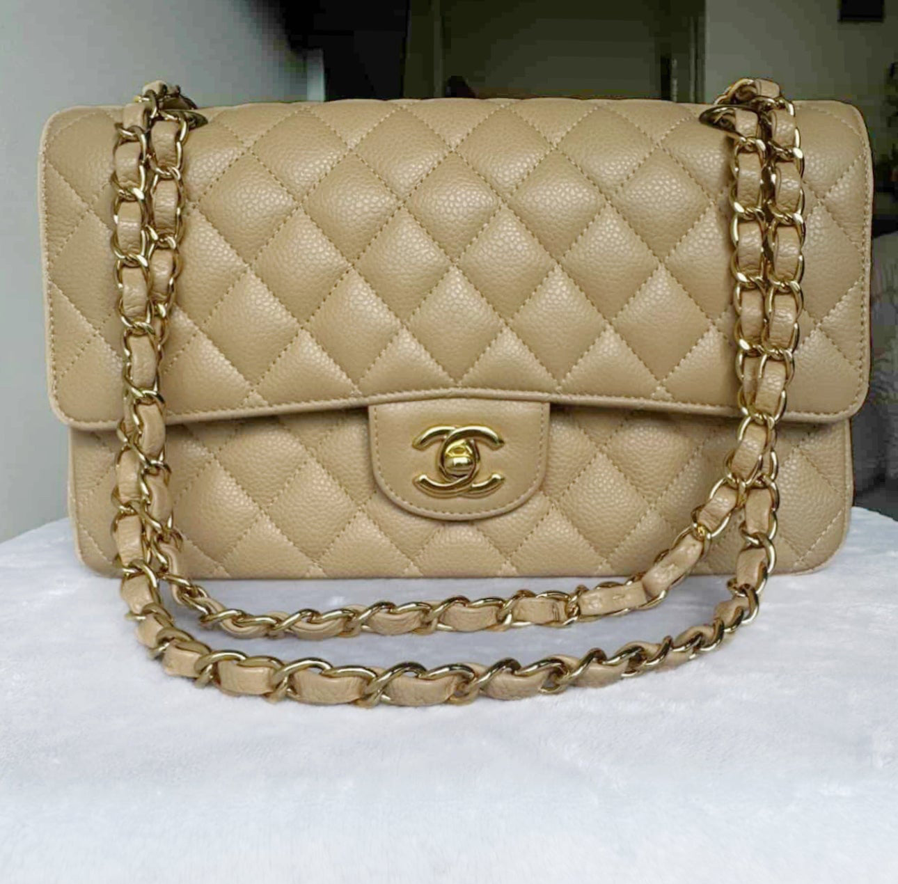 Chanel Classic Flap Bag Medium – Caviar Leather