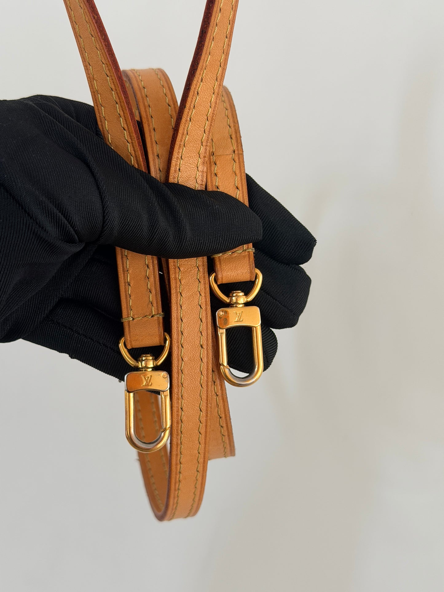 Louis Vuitton Alma BB – Monogram Canvas