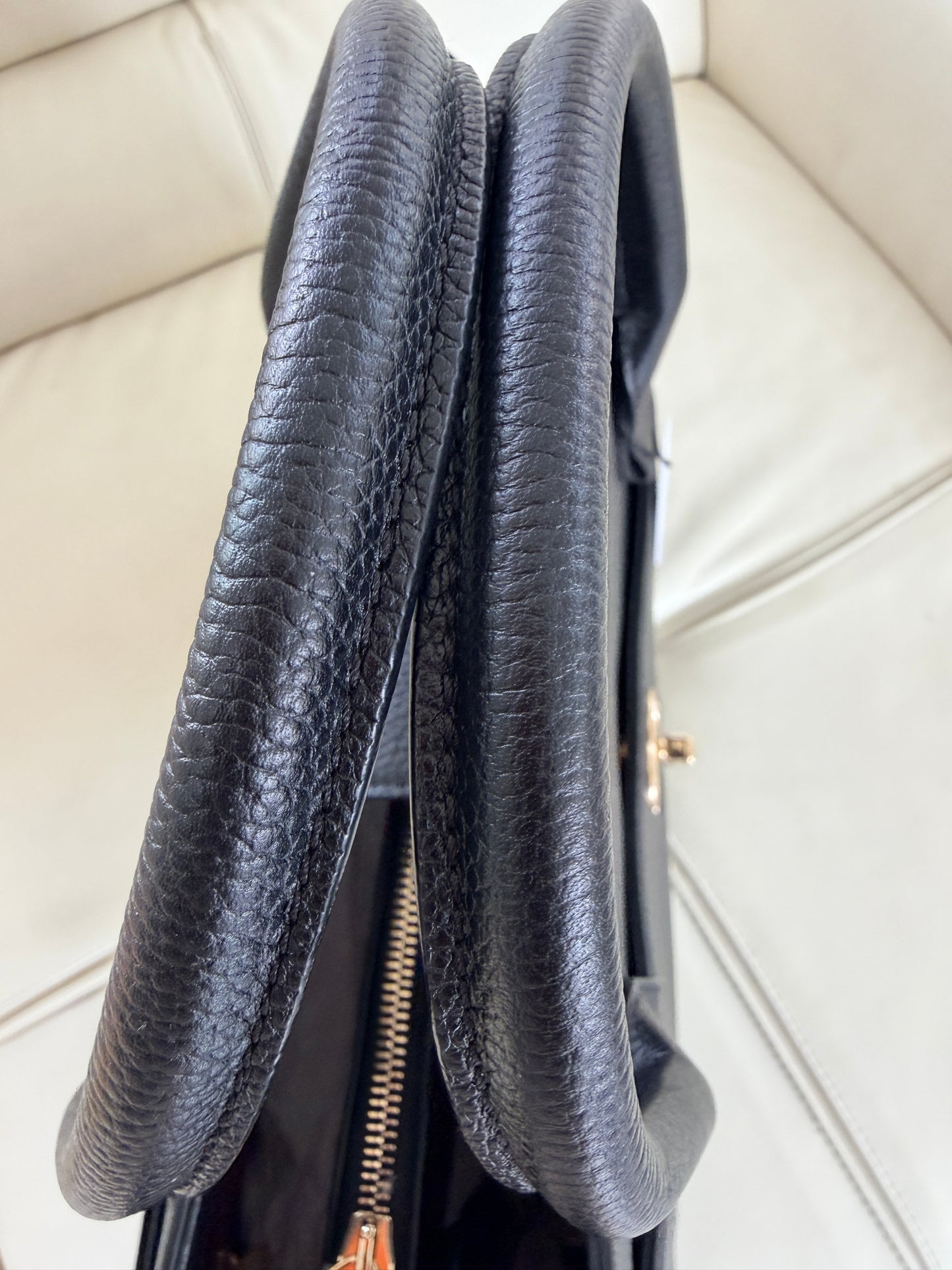 Chanel Neo Executive Tote Cavier Large